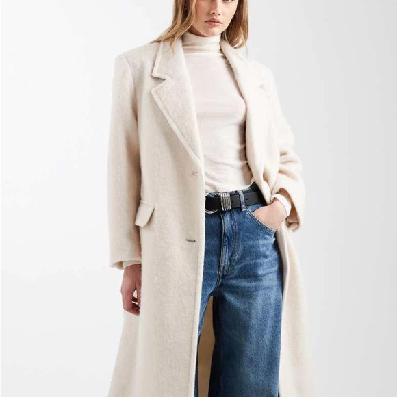 ASOS DESIGN premium brushed wool
blend dad coat in cream - Picture 3 of 5